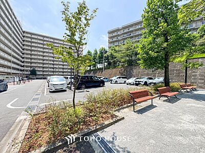 外観:表現された空間は豊かな光と風を纏い、暮らしの時間を豊かにしてくれます。 外観:表現された空間は豊かな光と風を纏い、暮らしの時間を豊かにしてくれます。