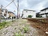 駐車場：カースペースもゆとりある空間を保っています。
