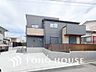 外観：閑静な住宅街の一角、ひと時のくつろぎが生まれ、ゆっくりと愛着が育まれていきます。