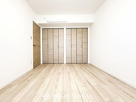 1日の疲れを癒し、心地よく寛げるようゆったりとした広さを確保しています。