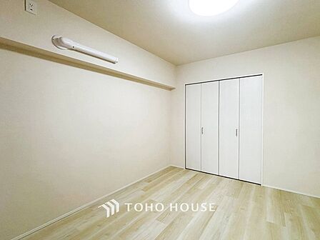 収納スペースもあり、生活しやすい居住スペースです。