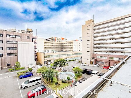 開放的で気持ちの良い眺望と青い空を満喫できます。