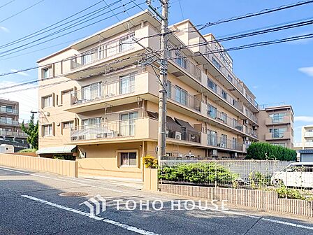 時間のゆとりと空間、爽やかな陽光がもたらす光と風を贅沢なまでに感じる暮らしが始まります。