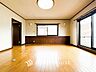寝室：1日の疲れを癒し、心地よく寛げるようゆったりとした広さを確保しています。