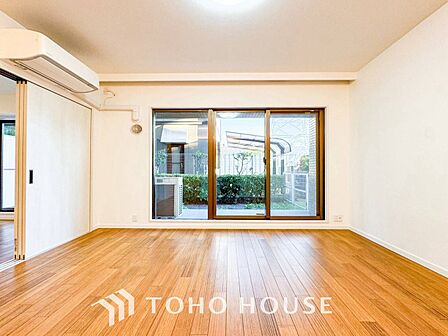 ご家族やお客様との時間など、多くの時を刻む空間。何気なく過ぎる時でさえも上質なひと時に。