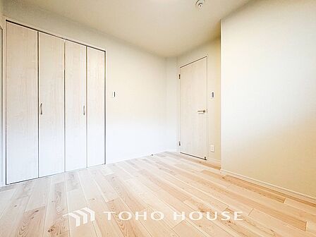 一日の疲れをいやしてくれる主寝室。自分時間を快適に過ごすプライベートルーム。