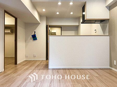 美味しいお料理も楽しいお喋りもキッチンを中心に広がります。