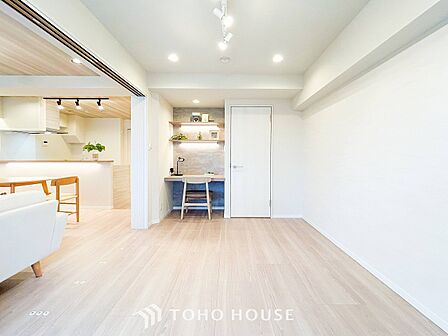1日の疲れを癒し、心地よく寛げるようゆったりとした広さを確保しています。