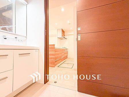 ご家族の1日が始まり、1日の終わりを締めくくる洗面空間。