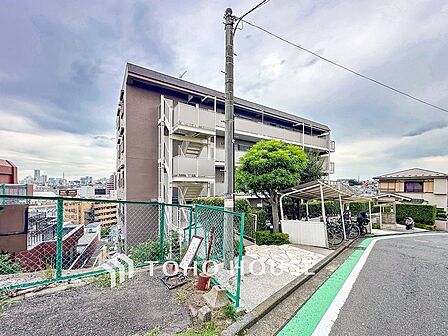 忙しく過ぎゆく日常を置き去るほど、ゆったりした時間が流れる住環境。
