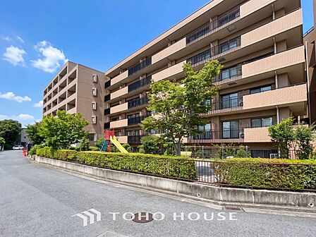表現された空間は豊かな光と風を纏い、暮らしの時間を豊かにしてくれます。