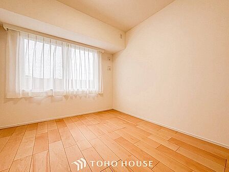 1日の疲れを癒し、心地よく寛げるようゆったりとした広さを確保しています。