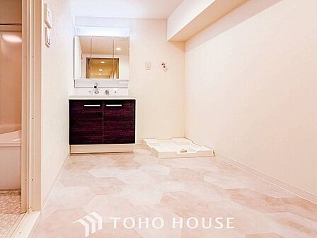 ご家族の1日が始まり、1日の終わりを締めくくる洗面空間。