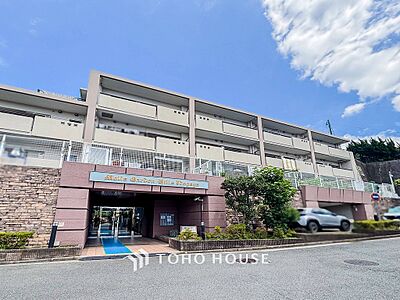 外観:流行に左右されず、将来にわたって価値が継続する「上質」な佇まい。 外観:流行に左右されず、将来にわたって価値が継続する「上質」な佇まい。