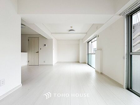 空気感という居心地の良いBGMは、暮らしのステージを彩り、心のやすらぎと満足感を与えてくれます。