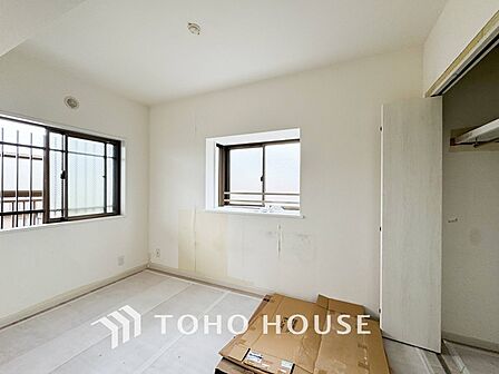 一日の疲れをいやしてくれる主寝室。自分時間を快適に過ごすプライベートルーム。