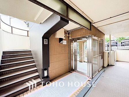 訪れるゲストや住む人を優しく迎え入れてくれる空間です。