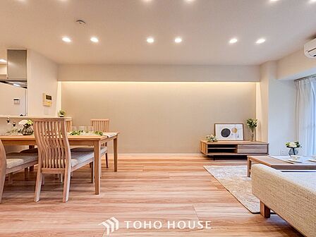 空気感という居心地の良いBGMは、暮らしのステージを彩り、心のやすらぎと満足感を与えてくれます。