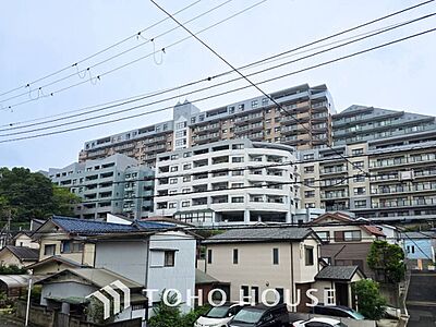 外観：流行に左右されず、将来にわたって価値が継続する「上質」な佇まい。