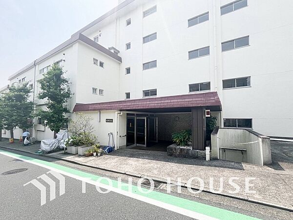 玄関を拡大表示