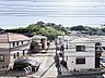 その他：豊かな眺望にふさわしい空間には、通風・採光にも優れ、心地よい光と風があふれています。