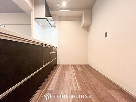 料理をしながらご家族との会話を楽しめる対面キッチン。