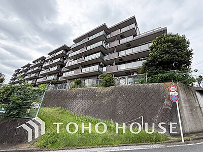 外観：流行に左右されず、将来にわたって価値が継続する「上質」な佇まい。