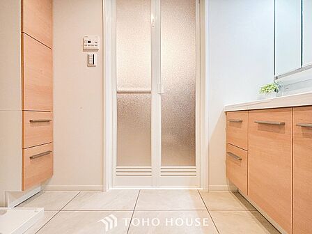 ご家族の1日が始まり、1日の終わりを締めくくる洗面空間。