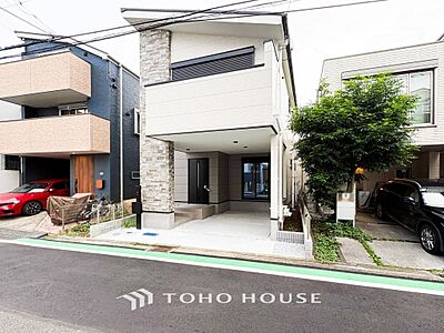 外観:流行に左右されず、将来にわたって価値が継続する「上質」な佇まい。 外観:流行に左右されず、将来にわたって価値が継続する「上質」な佇まい。