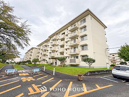 表現された空間は豊かな光と風を纏い、暮らしの時間を豊かにしてくれます。