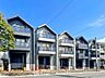 外観：住む人を映し出す洗練された佇まいは、いつまでも輝き続けながらいつしか街の風景に溶け込んでいきます。