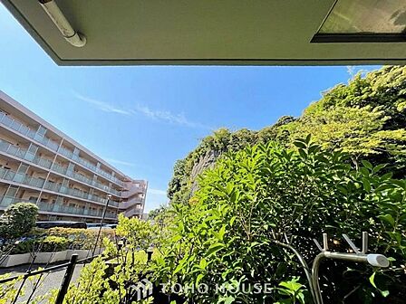 吹きぬける風を感じながら爽やかで風通しの良い暮らし。