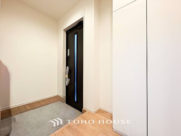 玄関を拡大表示