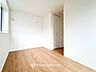 子供部屋：プライベートな自分時間を快適に過ごせるお部屋です。
