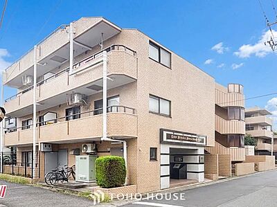 外観:表現された空間は豊かな光と風を纏い、暮らしの時間を豊かにしてくれます。 外観:表現された空間は豊かな光と風を纏い、暮らしの時間を豊かにしてくれます。