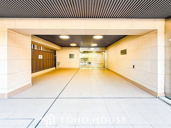 玄関を拡大表示