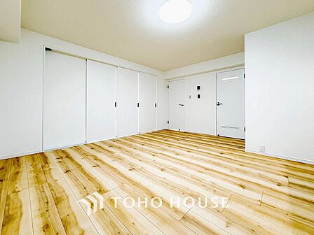 ここにはみんなが集い、食事と楽しい会話が始まるスペース。