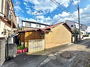 現地写真（古屋有り）