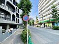 前面道路東側
