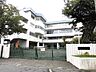 周辺：調布市立第六中学校まで（600m）