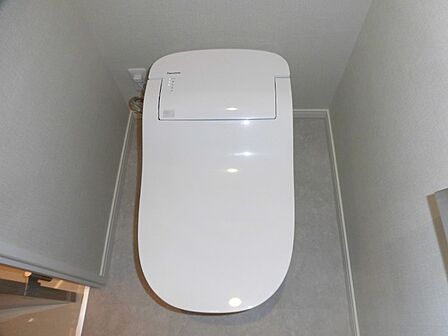 清潔感溢れるスタイリッシュな空間。お手入れがしやすく、日常のプライベートな時間も快適に過ごせます