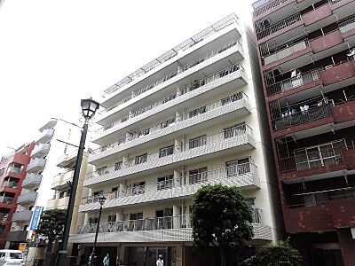 外観:風格を感じさせる外観。帰るたびに誇らしさを覚える、自慢の我が家となります。 外観:風格を感じさせる外観。帰るたびに誇らしさを覚える、自慢の我が家となります。