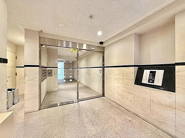 エントランスを拡大表示