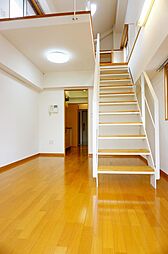 イルヴィアーレ大山金井町ビル 7階1LDKのリビング/ダイニング