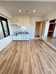 ブルク六義園 3階2LDKのリビング/ダイニング