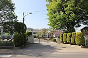 桶川中学校（1461m）