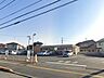 周辺：セブンイレブン上尾市川店（300m）