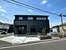 外観：閑静な住宅地の一戸建てで、落ち着いた暮らしを実現いたします。車通りも少ないのでゆっくりと駐車できますね♪ （7号棟現地写真）