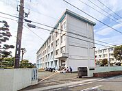 藤沢市立湘南台小学校　890ｍ