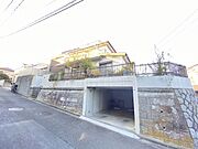 間取りのご提案です。リビングイン階段はご家族がお顔を合わせる機会が増えて、コミュニケーションが自然と生まれます。